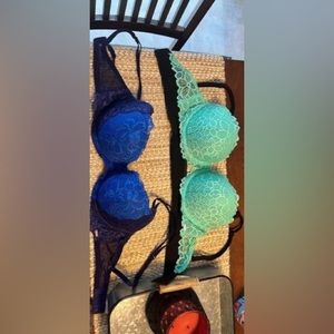 Victoria secret bras 32DD